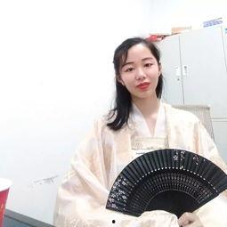 进娱乐圈为了吃瓜推文,吃瓜成瘾，明星背后的“瓜农”之路  第3张